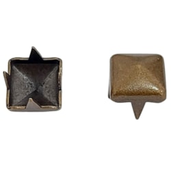 Enfeite Grampo Pirâmide c/Garra 08/8 Latão Ouro Velho c/1000un Eberle Enfeite Grampo Pirâmide c/Garra 08/8 Latão Ouro Velho c/1000un Eberle